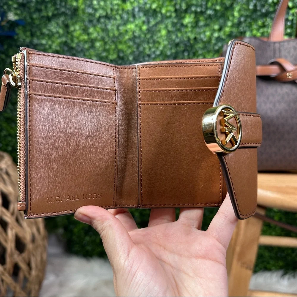 Nwot Michael Kors large Emilia Satchel Shoulder Crossbody Bag w/ matching wallet - Picture 5 of 17